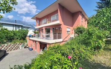 Villa 7.5 pièces - image - 1