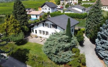 Einfamilienhaus 6.5 Zimmer - image - 1