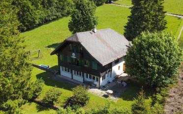 Chalet 15 pièces - image - 1