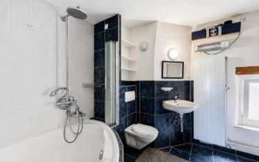 Single house 7.5 rooms - image - 12
