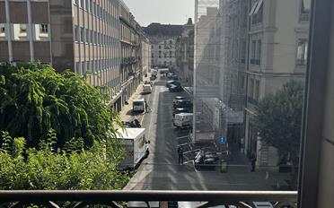 Office - image - 1