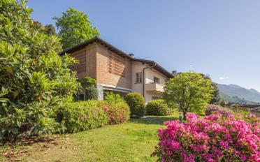 Maison jumelée 9 pièces - image - 1