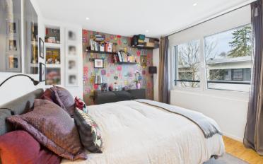 Bifamiliar house - image - 8