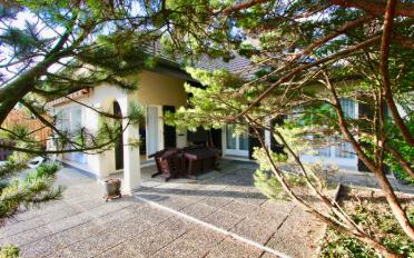 Villa - image - 4
