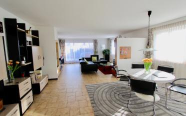Villa - image - 9