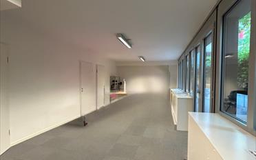 Bureau - image - 9