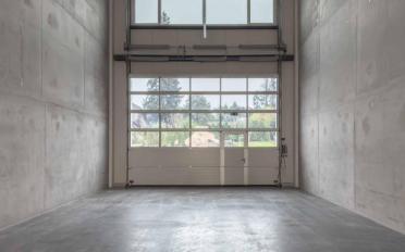 Commercial - image - 3