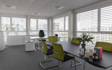 Bureau - image - 1