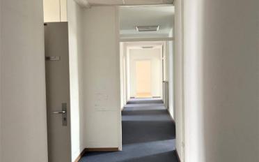 Office - image - 4