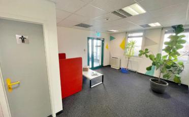 Bureau 7.5 pièces - image - 13