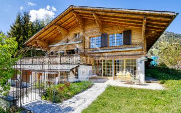 Chalet 10 pièces - image - 1