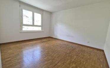 Apartment 4 rooms - image - 5