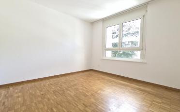 Apartment 4 rooms - image - 7