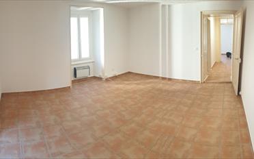 Wohnung 2.5 Zimmer - image - 2