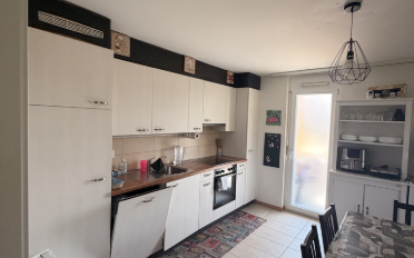 Apartment 4 rooms - image - 3
