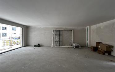Arcade 1 room - image - 3