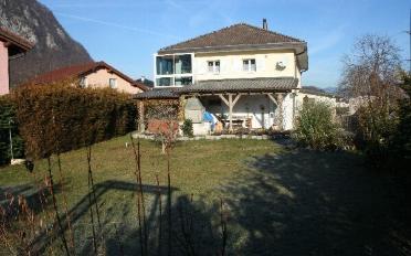 Bifamiliar house 7 rooms - image - 2