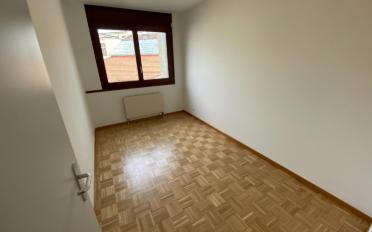 Apartment 4 rooms - image - 2