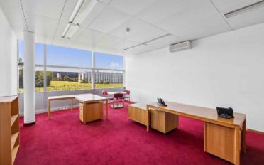 Bureau - image - 10
