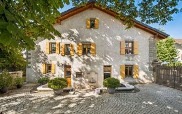 Single house 12 rooms - image - 1
