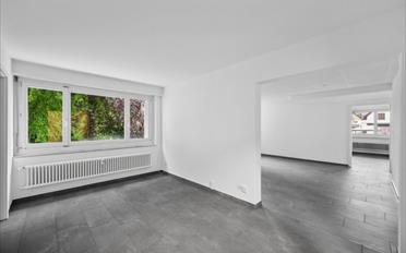 Office - image - 11