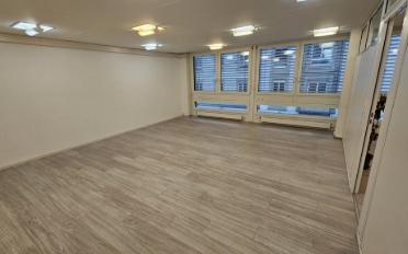 Office - image - 5