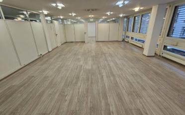 Office - image - 4