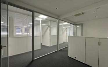 Bureau - image - 4
