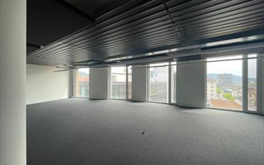 Office - image - 4