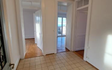 Apartment 4 rooms - image - 2
