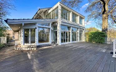 Maison 9 pièces - image - 1