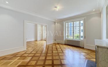Apartment 5.5 rooms - image - 1