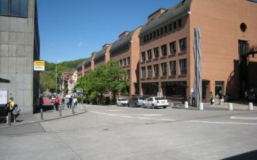 Bureau - image - 1