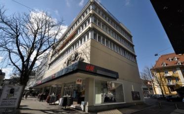 Office - image - 1
