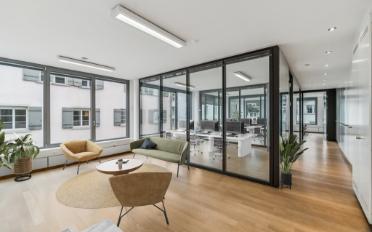 Office - image - 4