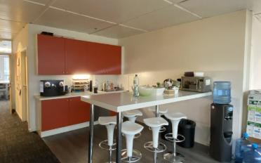 Office - image - 6