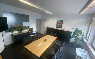 Office - image - 7