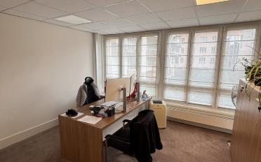 Bureau - image - 5