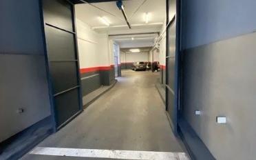 offener Parkplatz - image - 3