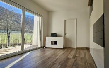 Maison contiguë 9 pièces - image - 7