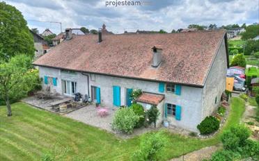 Ferme 8 pièces - image - 1