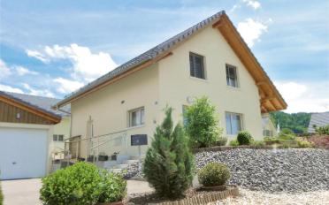 Einfamilienhaus 5.5 Zimmer - image - 1