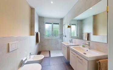 Single house 8.5 rooms - image - 8