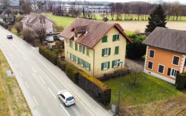 Wohngebäude 9 Zimmer - image - 1