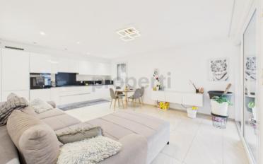 Residential building 11.5 rooms - image - 1