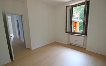 Attic flat 7 rooms - image - 11