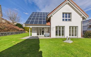Einfamilienhaus 5.5 Zimmer - image - 1