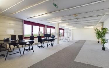 Office - image - 5