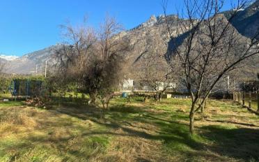 Building land - image - 3