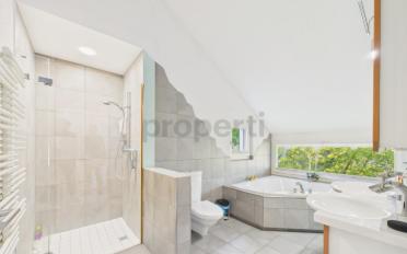 Einfamilienhaus 6.5 Zimmer - image - 8